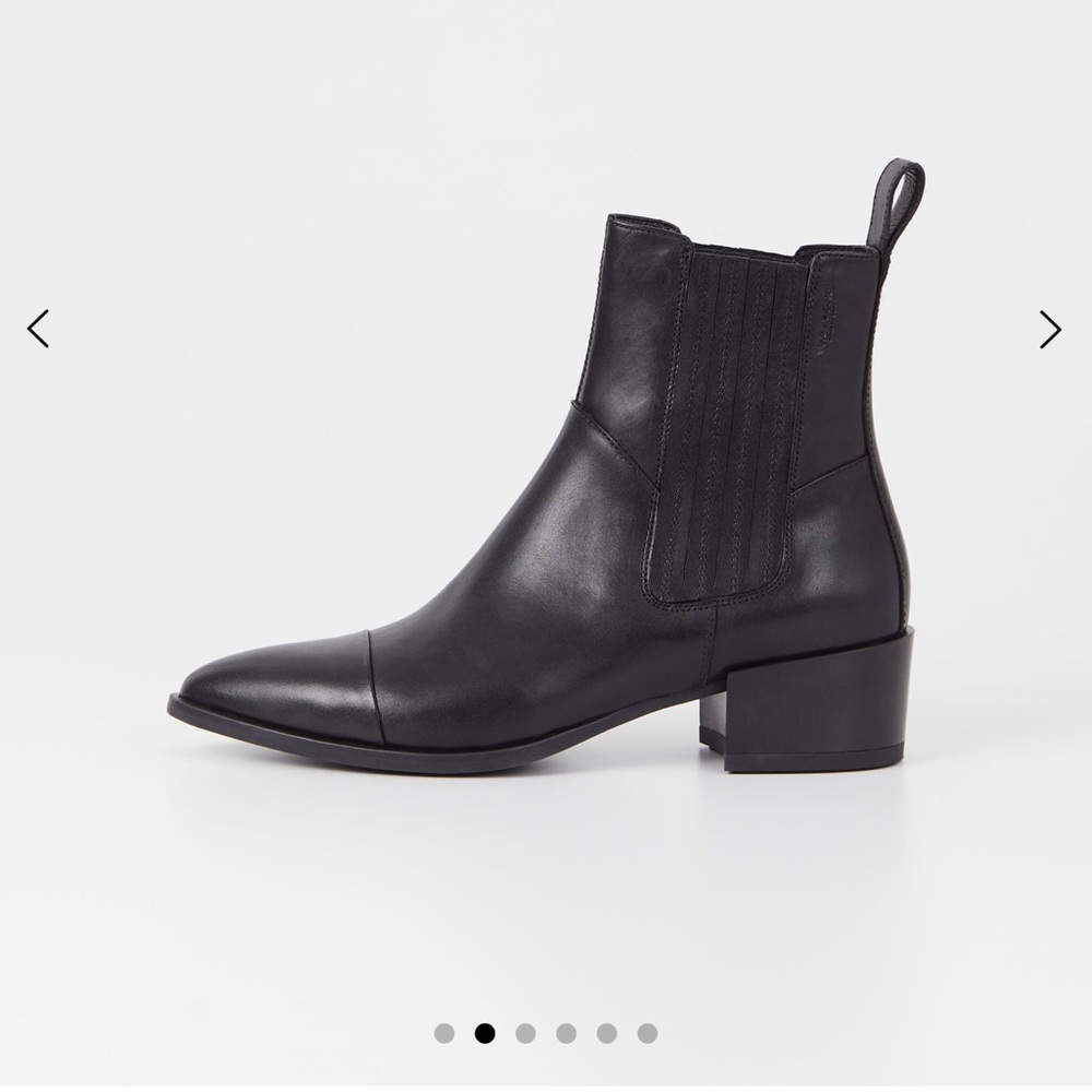 Vagabond Marja Black Leather Western Chelsea Boots